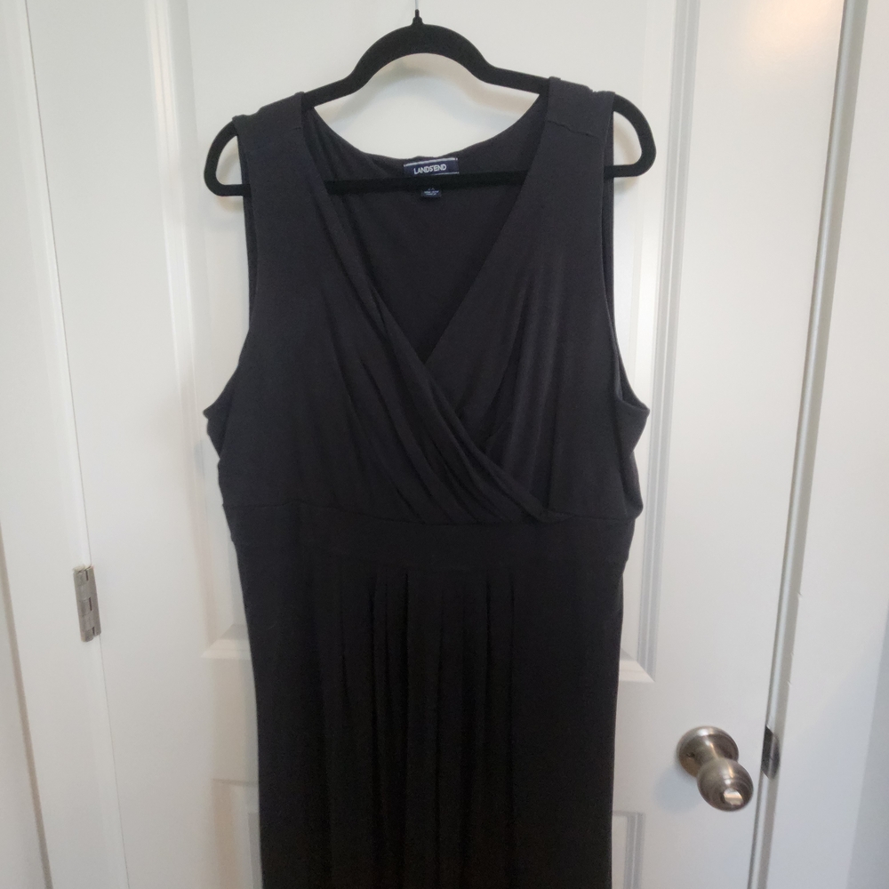 Lands' End Black Sleeveless V-Neck Maxi Dress